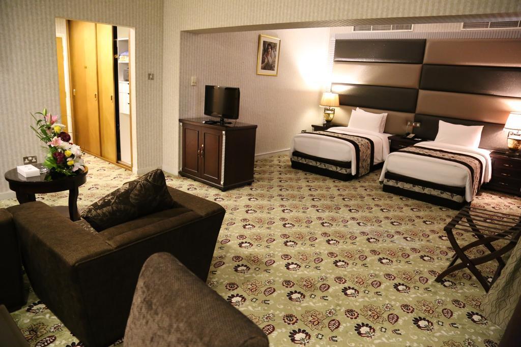 Abjad Grand Hotel Дубай Экстерьер фото
